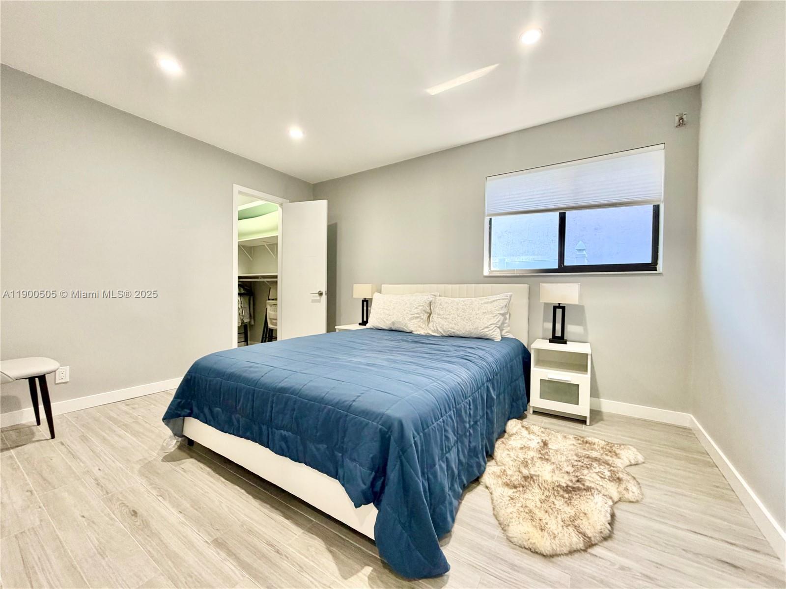 GLEN-LAUREN HOMES - Residential Lease