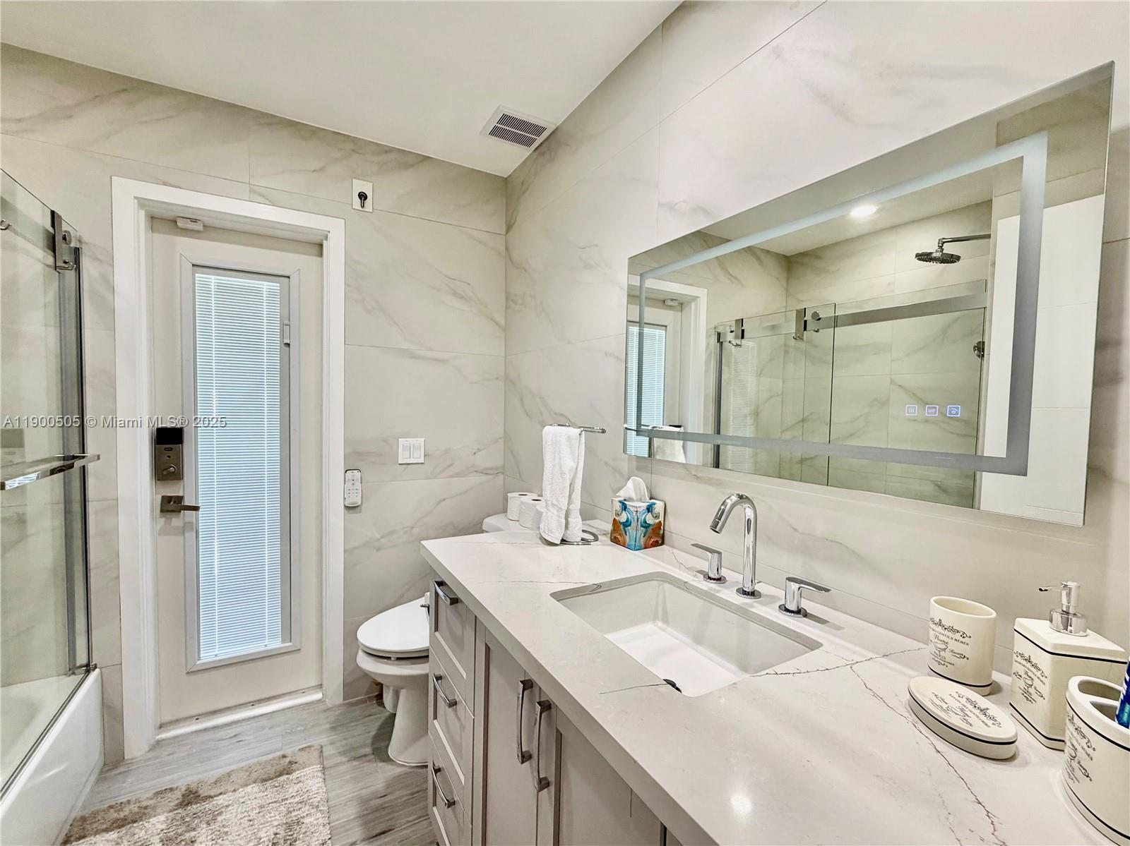 GLEN-LAUREN HOMES - Residential Lease