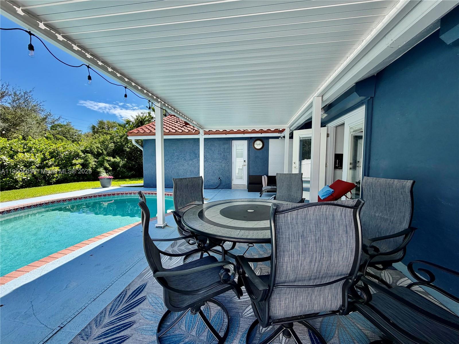 GLEN-LAUREN HOMES - Residential Lease