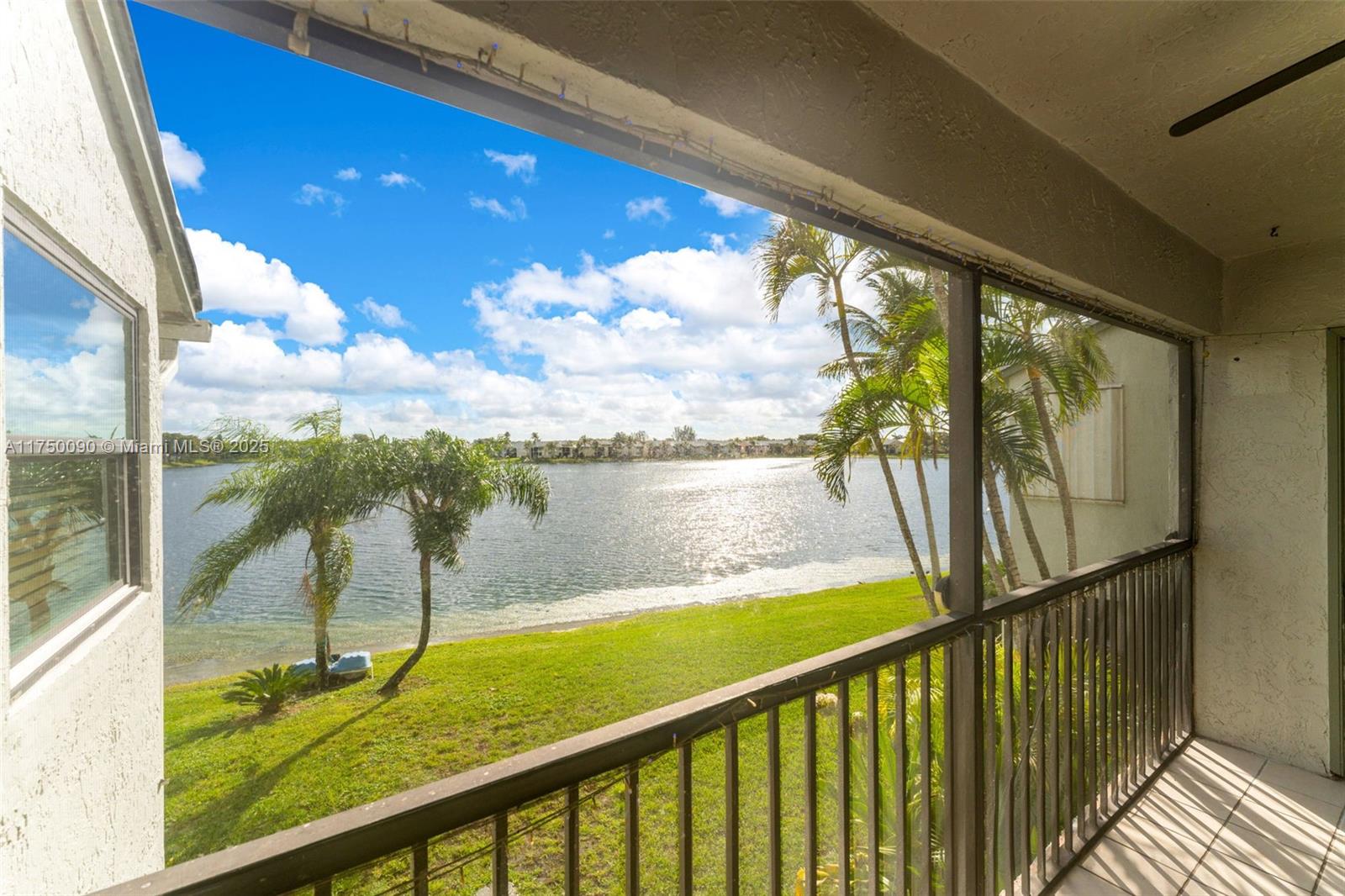 LAKESHORE CONDO #5 - Residential