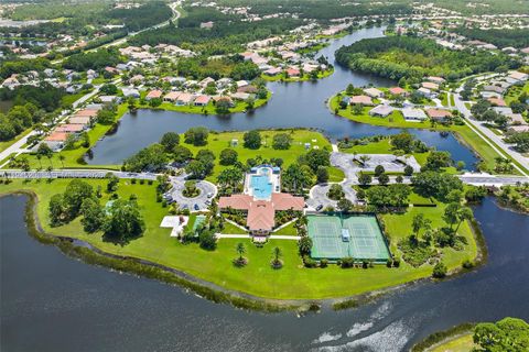 719 SW Munjack Cir Port St Lucie FL 34986