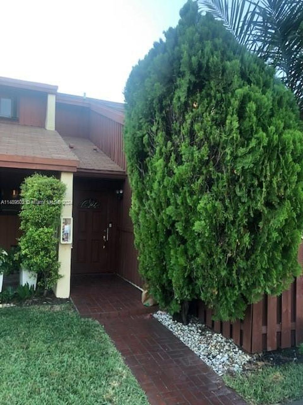 Photo of 461 SE 14th St #461, Dania Beach, FL 33004 (MLS # A11489503)