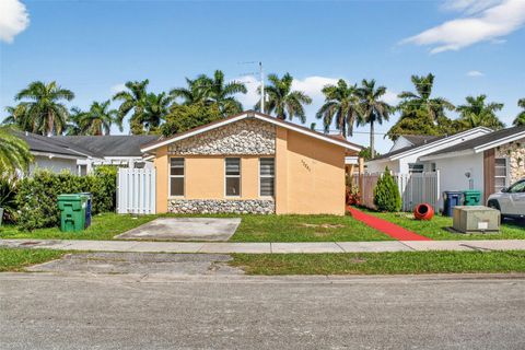 13061 SW 56th Ter Miami FL 33183
