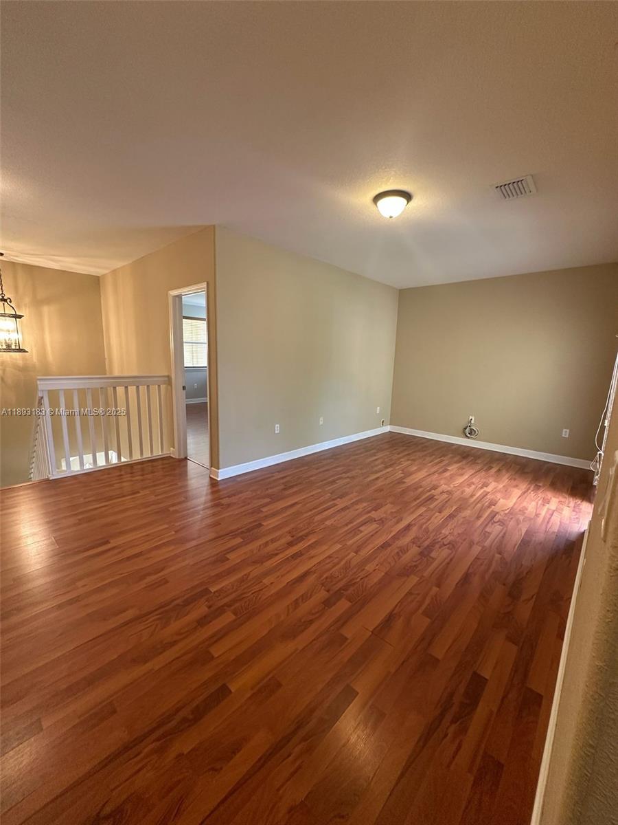 DORAL SOUTHEAST PATIO-HOM - Residential Lease