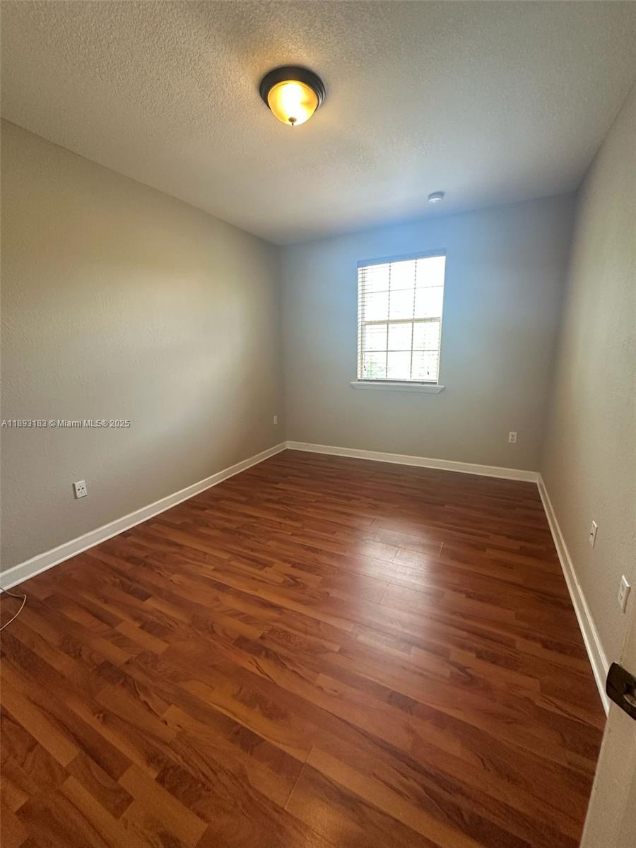 DORAL SOUTHEAST PATIO-HOM - Residential Lease