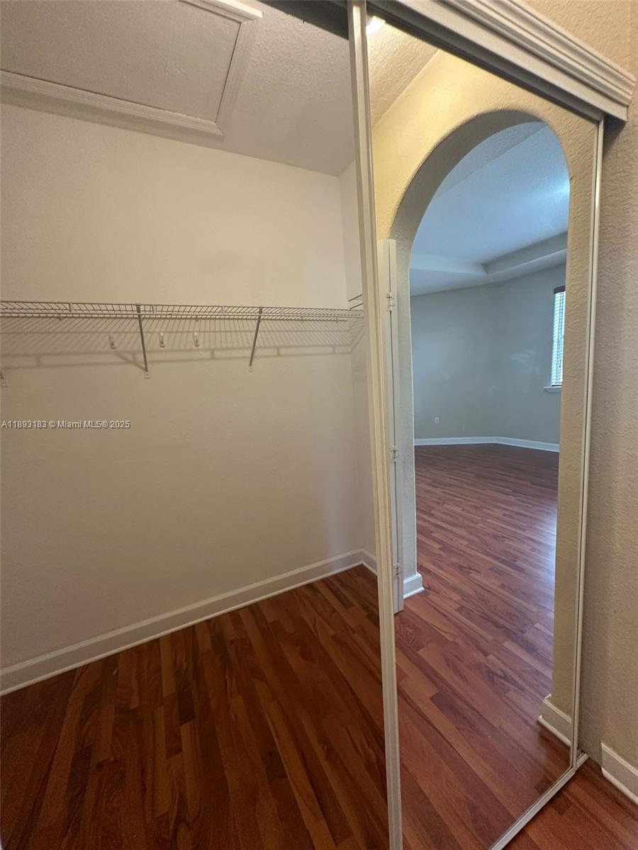 DORAL SOUTHEAST PATIO-HOM - Residential Lease