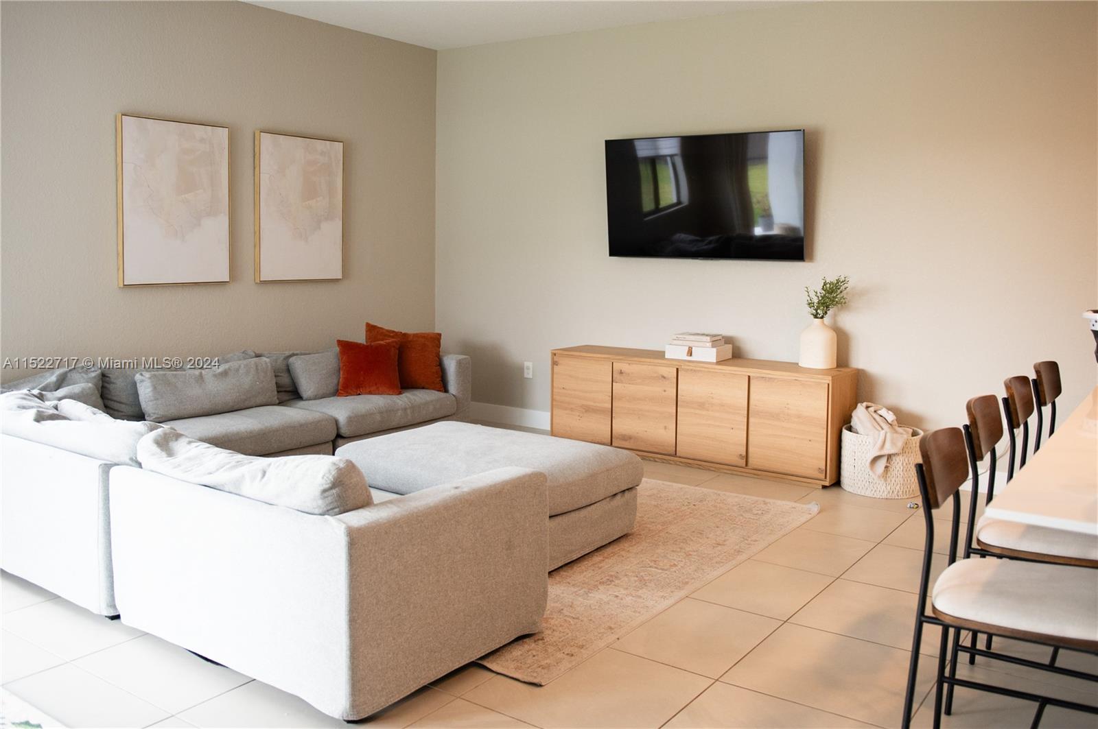 SOUTHERN COVE - Residential