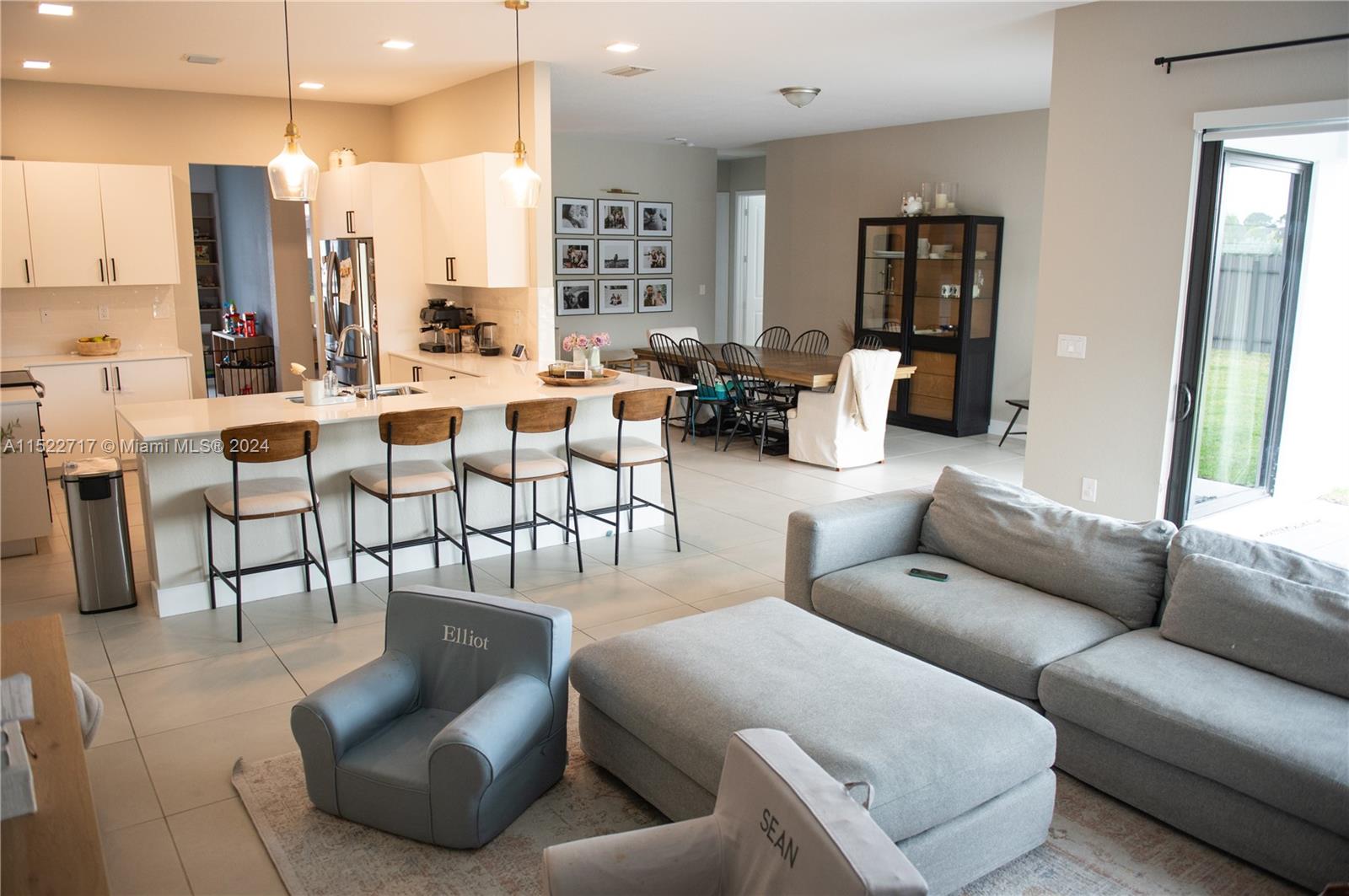 SOUTHERN COVE - Residential