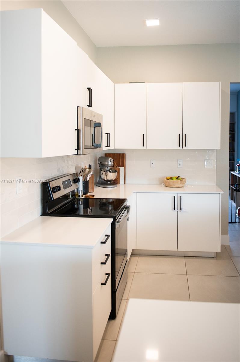 SOUTHERN COVE - Residential