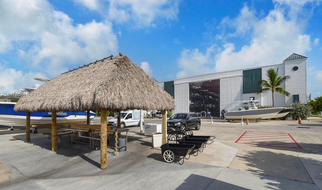 BOAT HOUSE CONDOMINIUM - Land