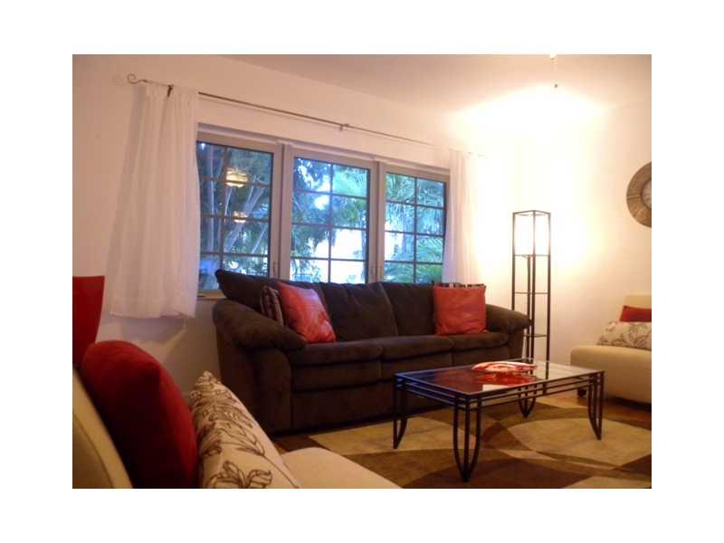 Art Deco Boutique 2BD/2BA condo in the heart of South Beach. The condo is fully furnished with modern decor and contemporary furniture, fully equipped kitchen with stainless steel appliances, microwave, stove, oven, dishwasher and washer and dryer inside the unit. All Linens and towels are provided, large plasma TV in the living room and LCD screens in Bedrooms. Gated secured building and quiet residential area. Right across the Flamingo Park. Walking distance to the Famous Lincoln Rd Mall and the beach