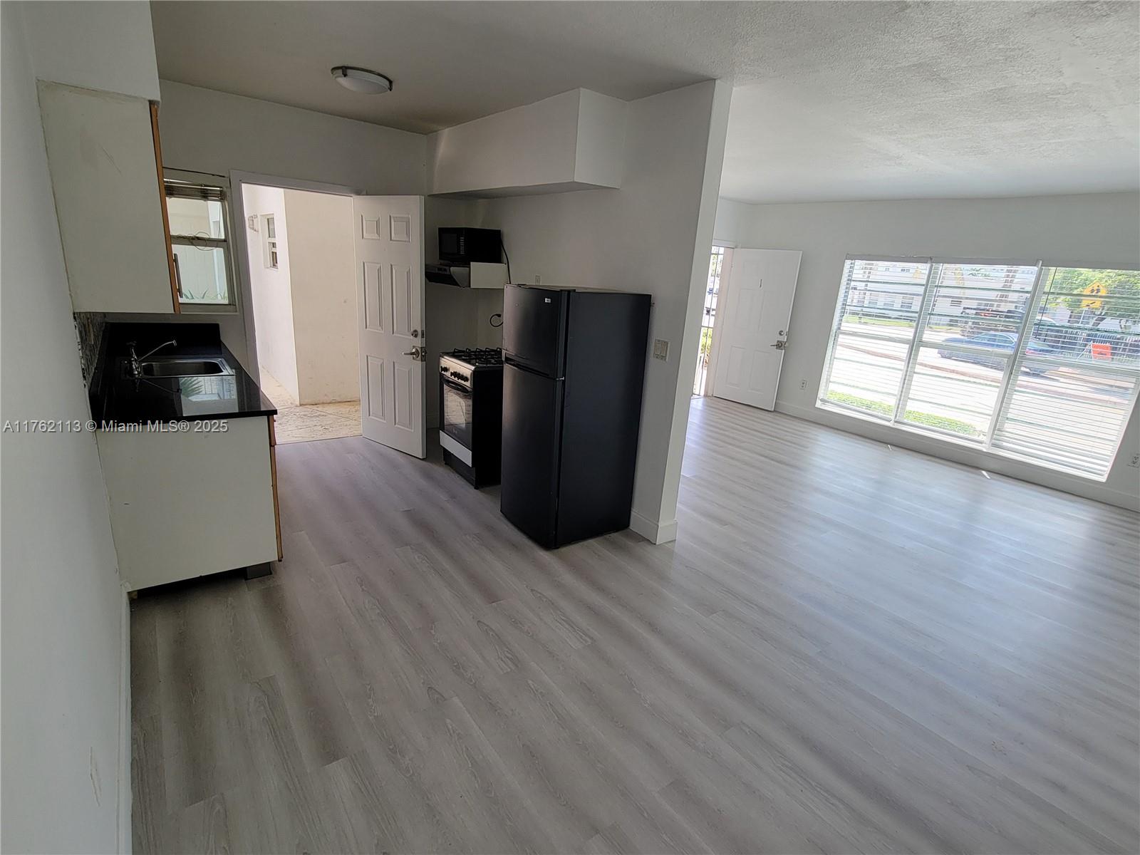 THE LOFTS AT TATUM CONDO - Residential