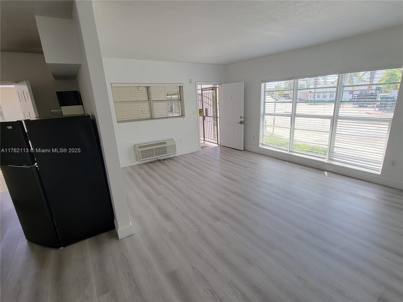 THE LOFTS AT TATUM CONDO - Residential