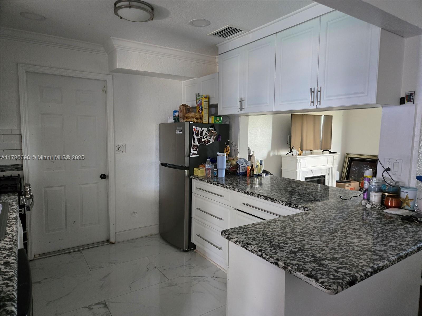 SUNRISE GOLF VILLAGE - Residential