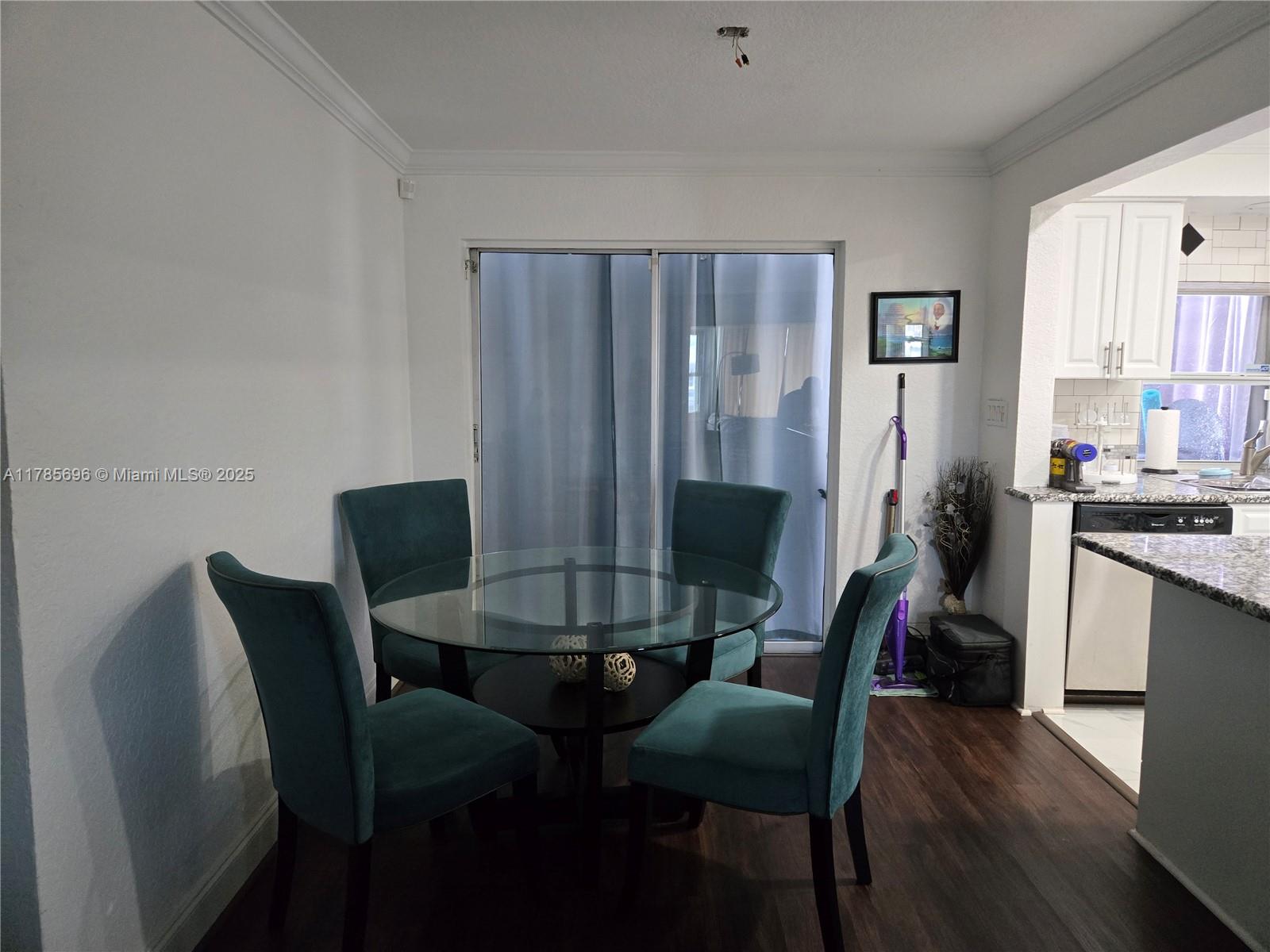 SUNRISE GOLF VILLAGE - Residential