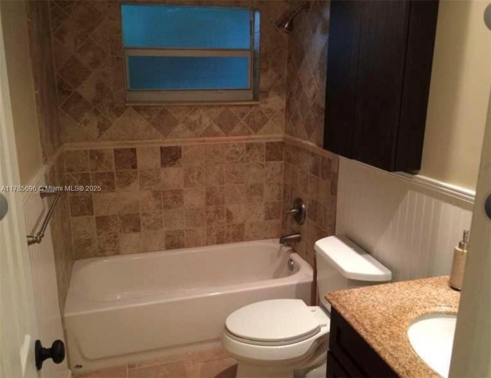 SUNRISE GOLF VILLAGE - Residential