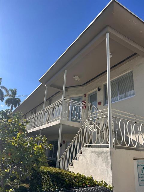 1601 Meridian Ave 201 Miami Beach FL 33139