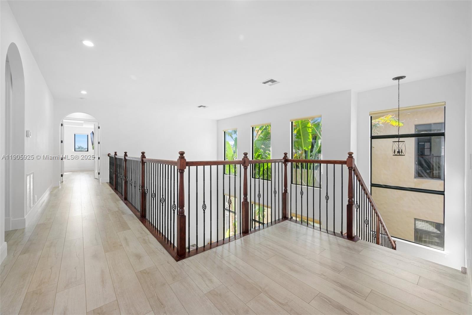 PARKLAND GOLF AND COUNTRY - Residential