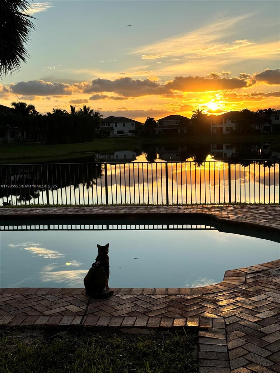 PARKLAND GOLF AND COUNTRY - Residential