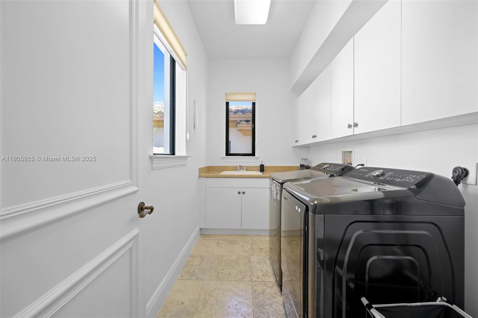 PARKLAND GOLF AND COUNTRY - Residential