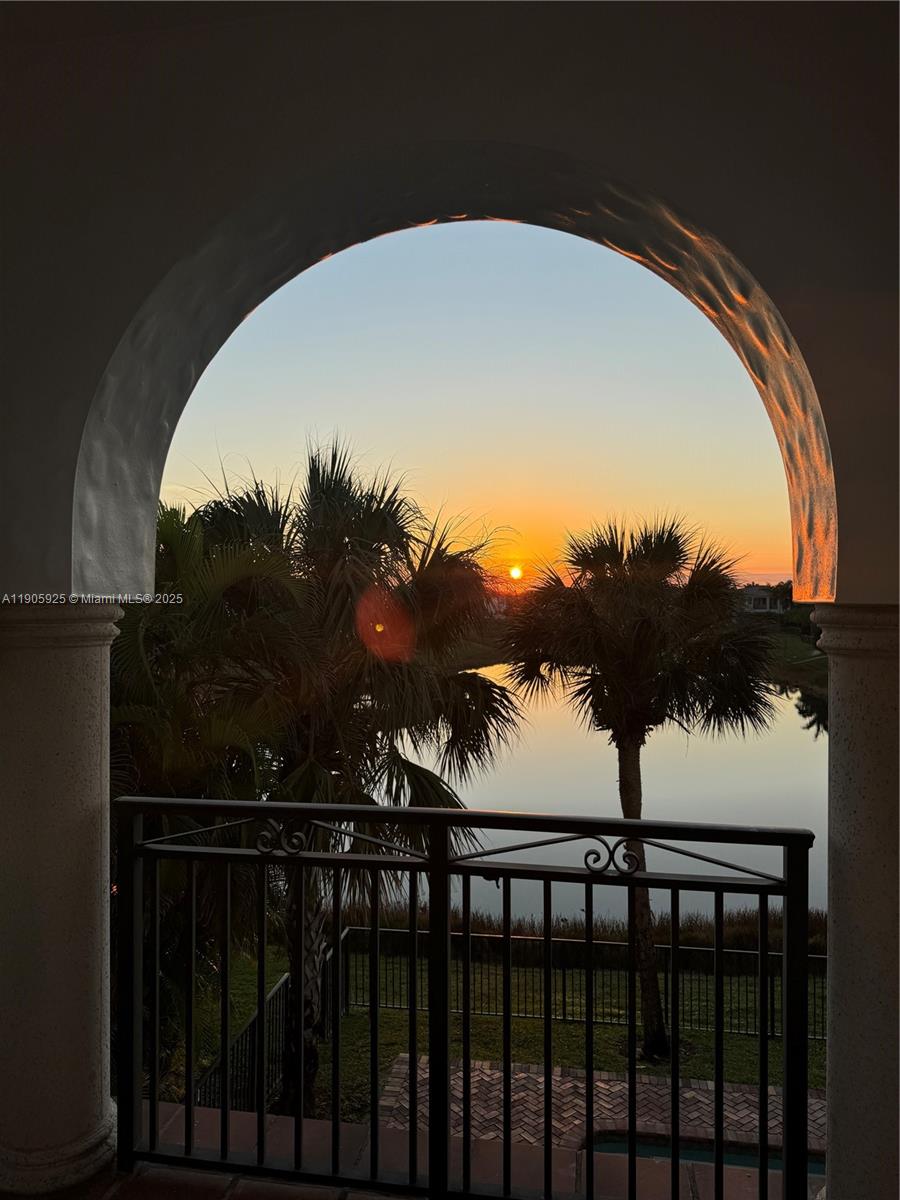 PARKLAND GOLF AND COUNTRY - Residential