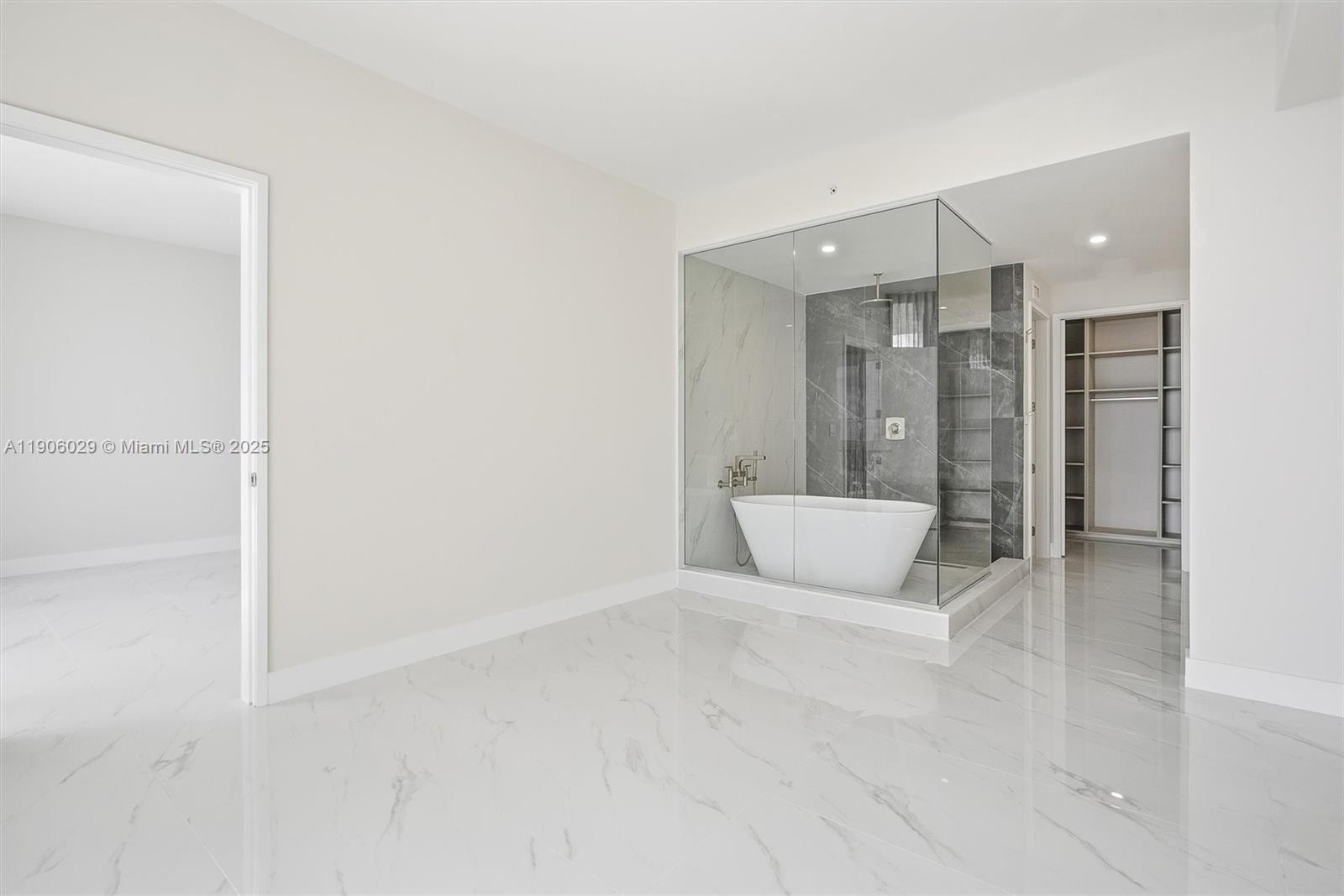 Aria Reserve South T - Residential Lease