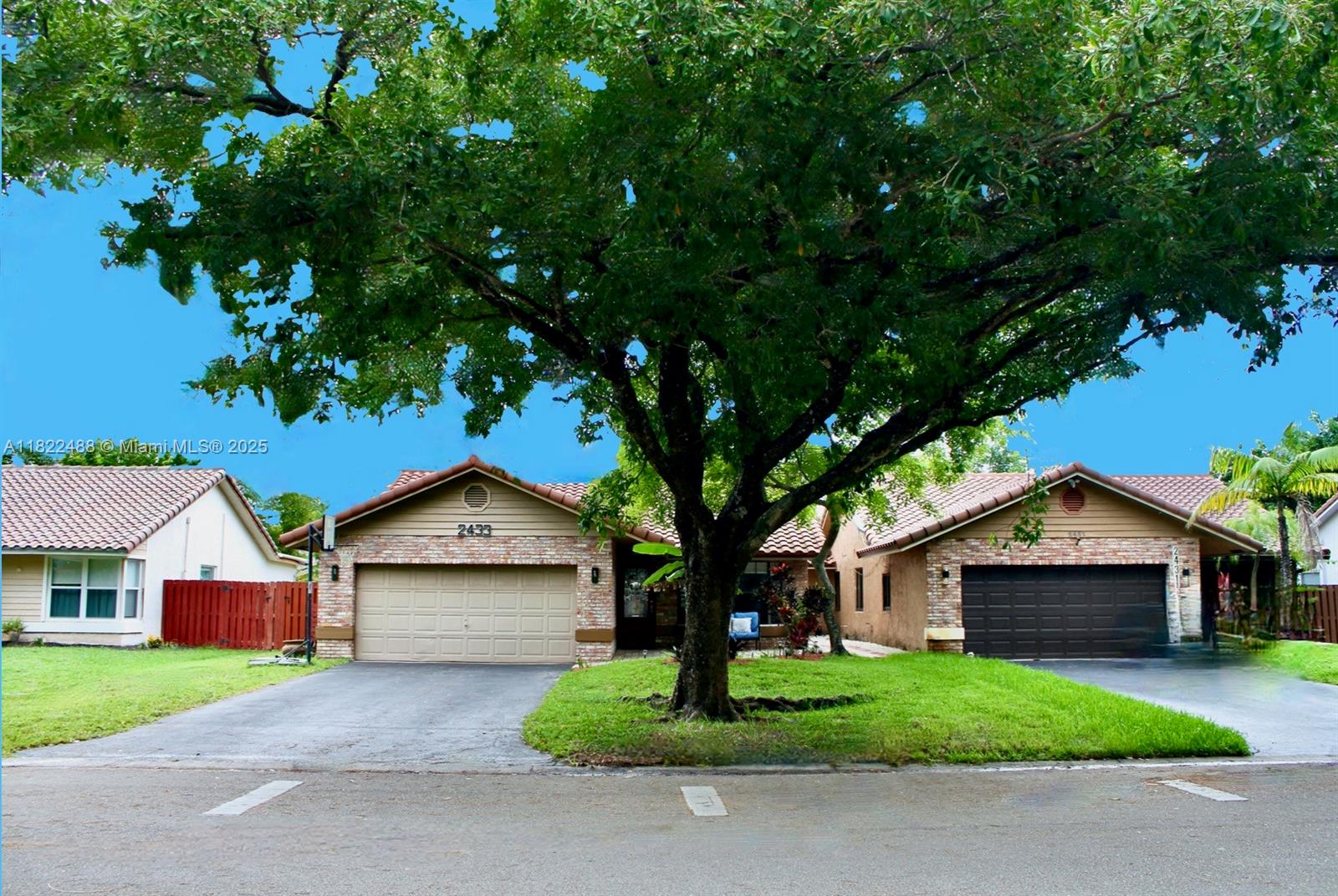 Property for Sale at 2433 Nw 92nd Ave, Coral Springs, Broward County, Florida - Bedrooms: 3 
Bathrooms: 2  - $539,900