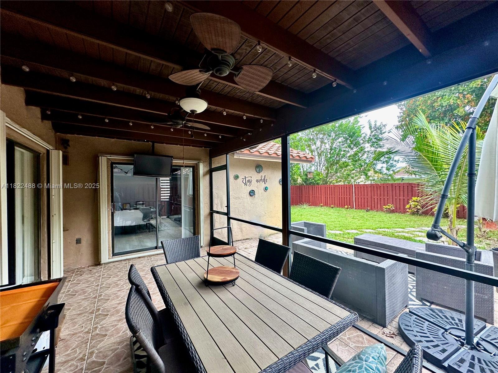 CORAL SPRINGS UNIVERSITY - Residential