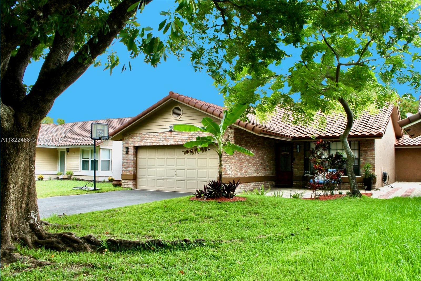 CORAL SPRINGS UNIVERSITY - Residential