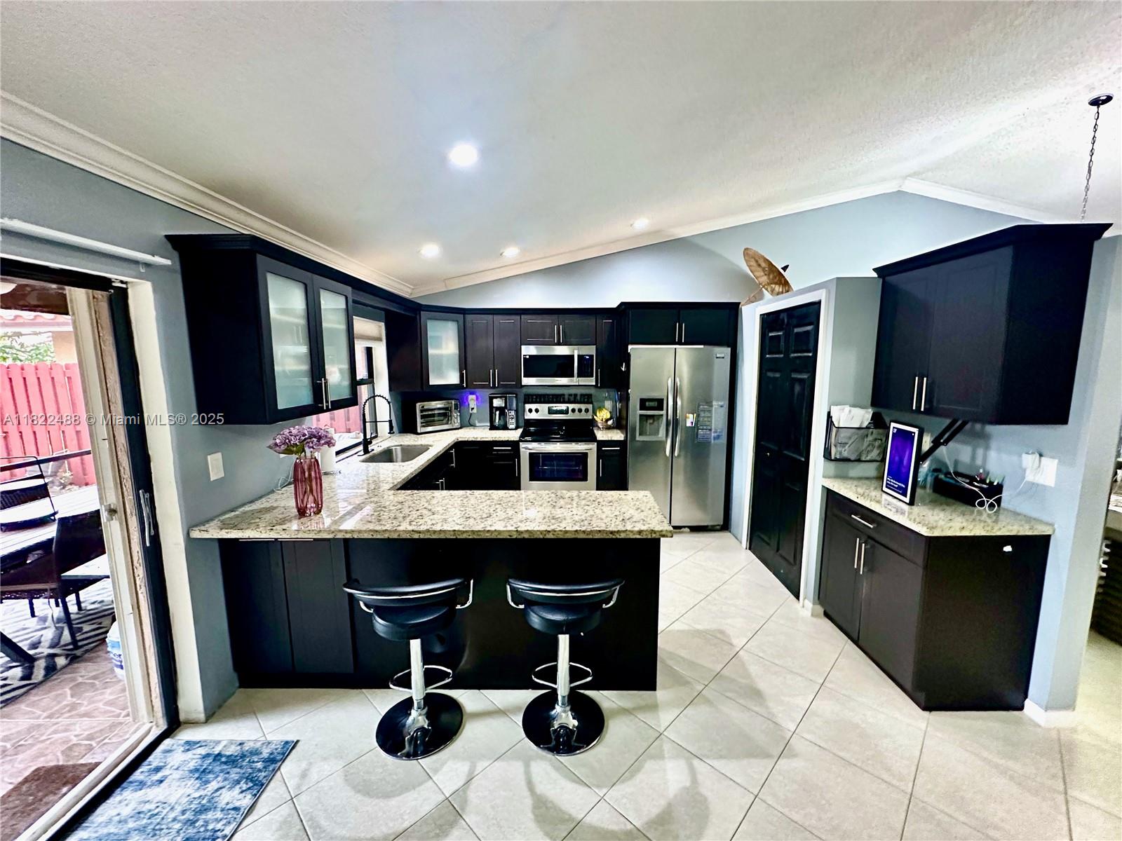 CORAL SPRINGS UNIVERSITY - Residential
