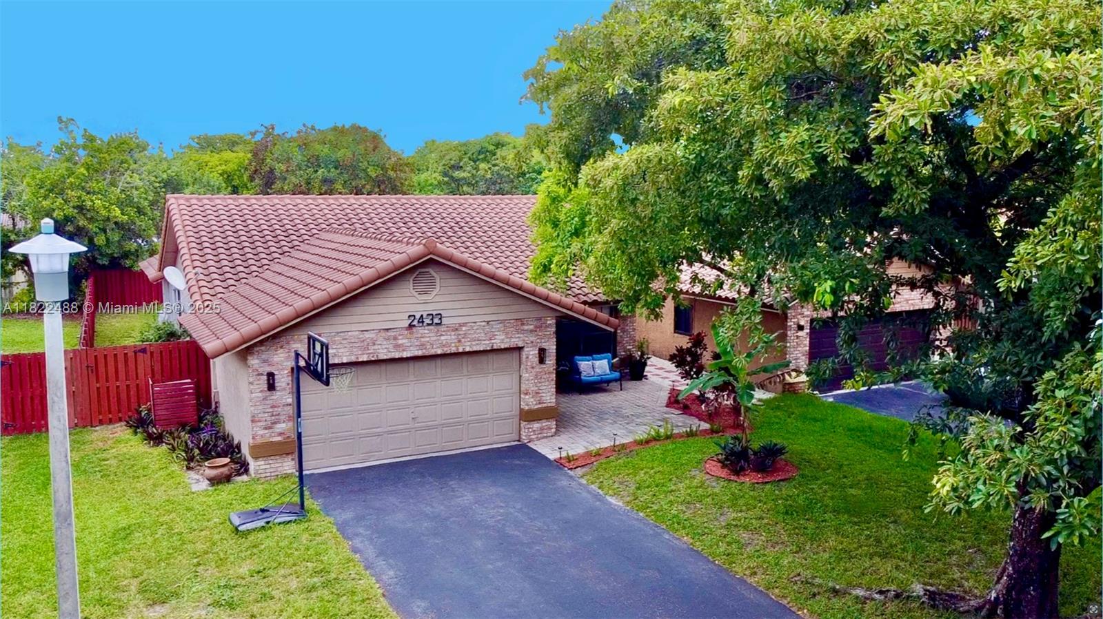 CORAL SPRINGS UNIVERSITY - Residential
