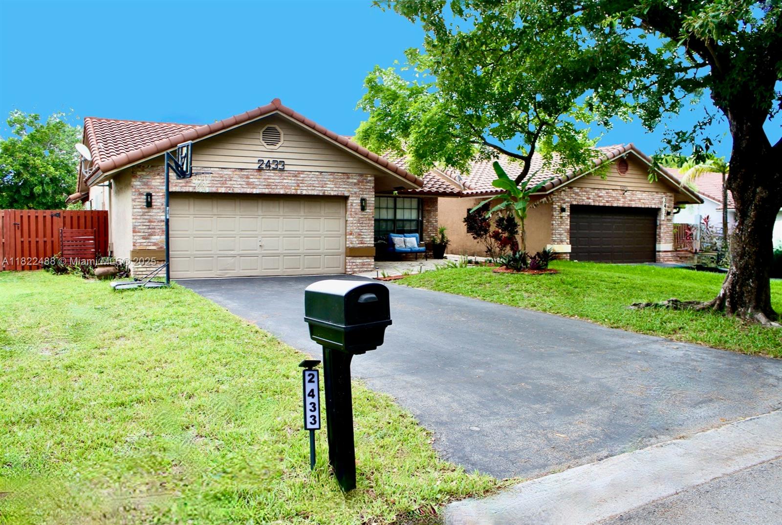 CORAL SPRINGS UNIVERSITY - Residential