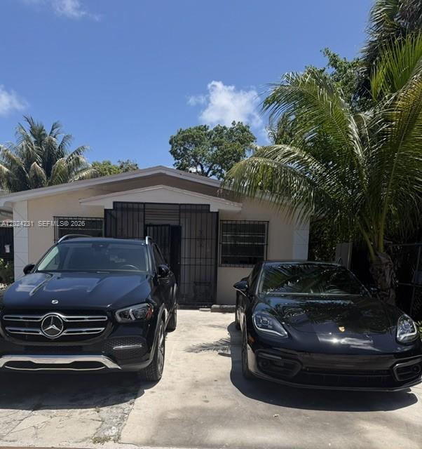DIXIE HWY TRACK - Residential Lease