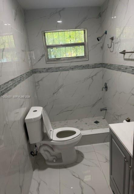 DIXIE HWY TRACK - Residential Lease