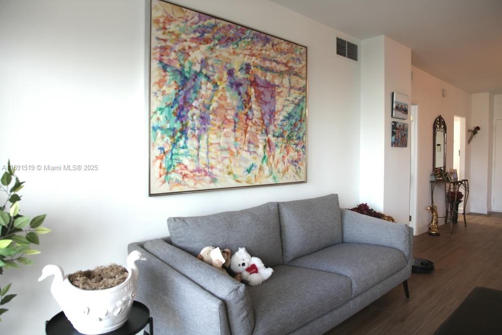 HEMISPHERES OCEAN SOUTH - Residential