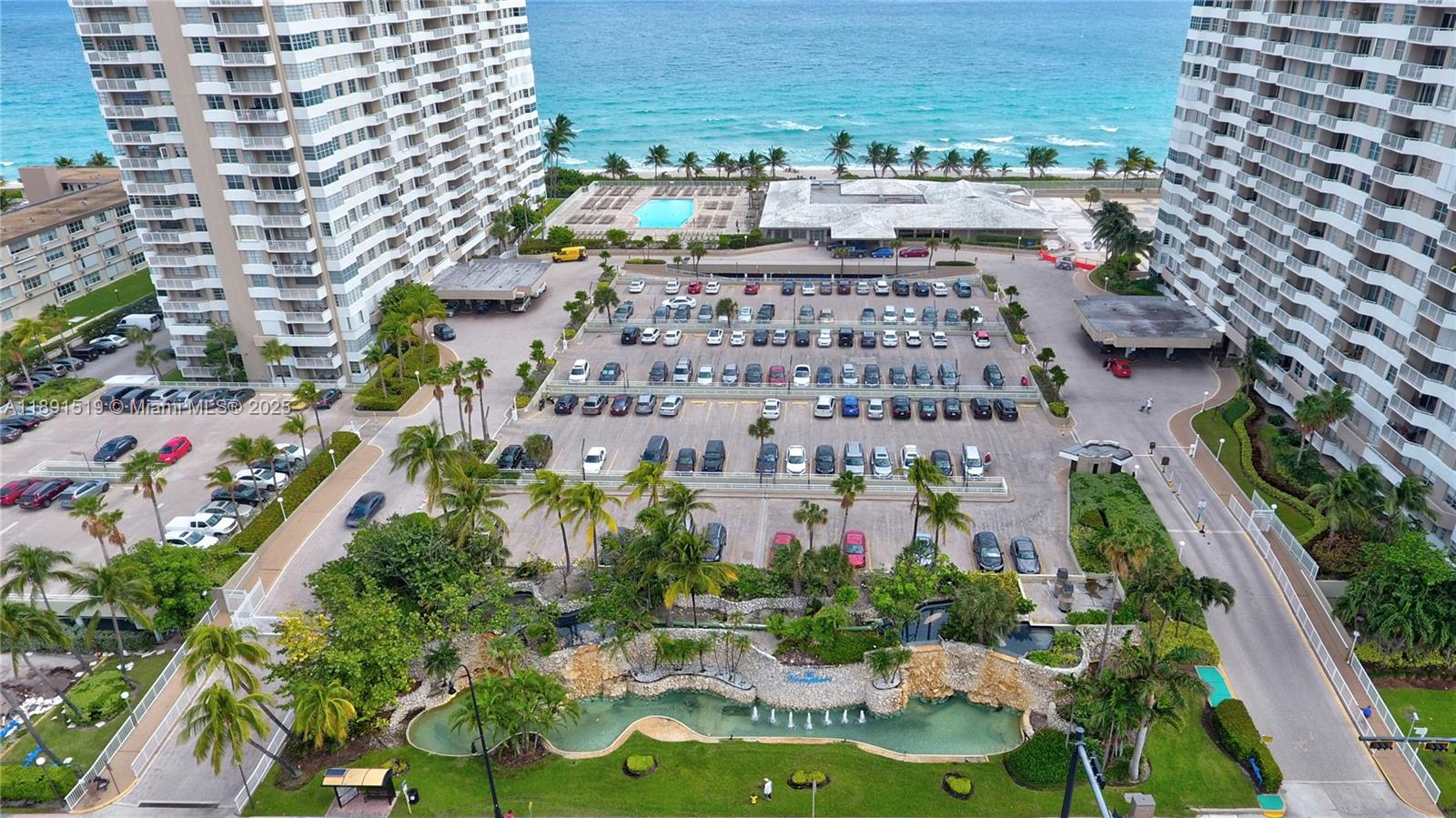 HEMISPHERES OCEAN SOUTH - Residential