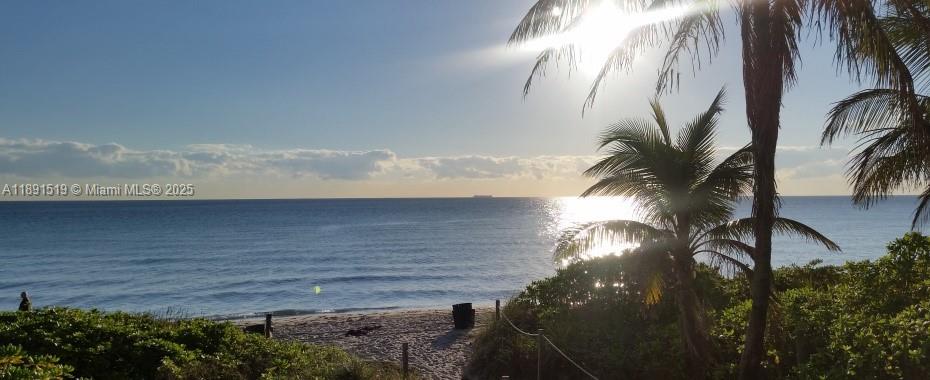 HEMISPHERES OCEAN SOUTH - Residential