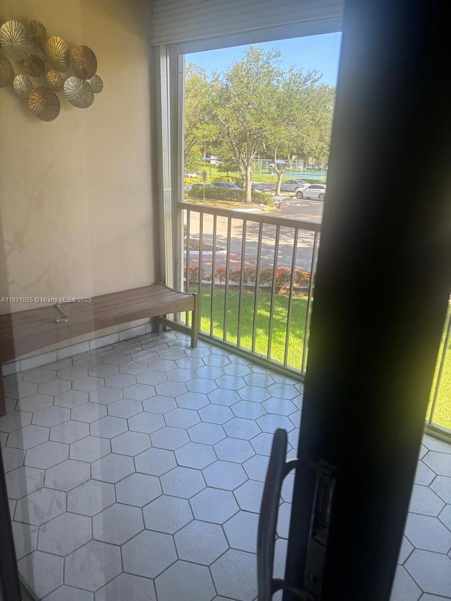 16251 Golf Club Rd 204
