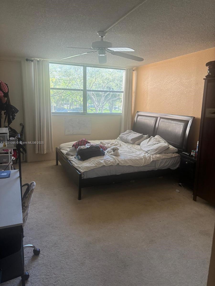 BLDG 6 OF COUNTRY CLUB AP - Residential Lease