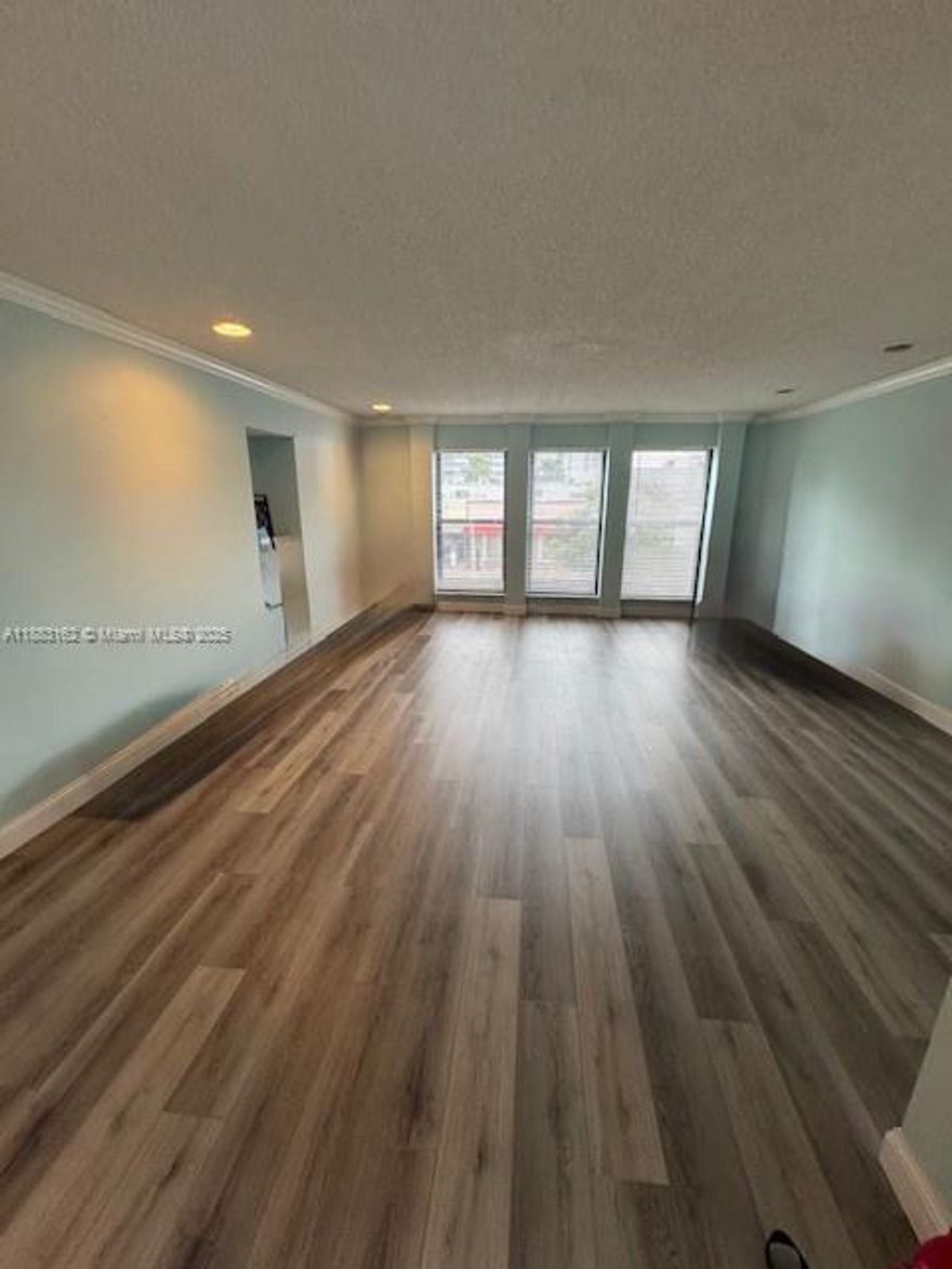 Move in right away! Fast approval - Pets Welcome- Great Location! Live just one block from the beach in this beautifully updated 2 Bedroom / 2 Bath apartment. Private Covered Parking -This residence features a Extra Large Great Room, European oak–look flooring- Relax on your private balcony, Located in Fort Lauderdale’s vibrant North Beach Restaurants and Shoppes (NOBE) district Live Enjoy a walkable lifestyle with restaurants, bars, shops, and services right outside your door. NOBE is a local favorite for dining, music, and boutique shopping, nestled between NE 32nd and 33rd Streets along the Galt Ocean Mile. Easy to show - Show between 7 am - 7:30 Pm Call agent with any Questions