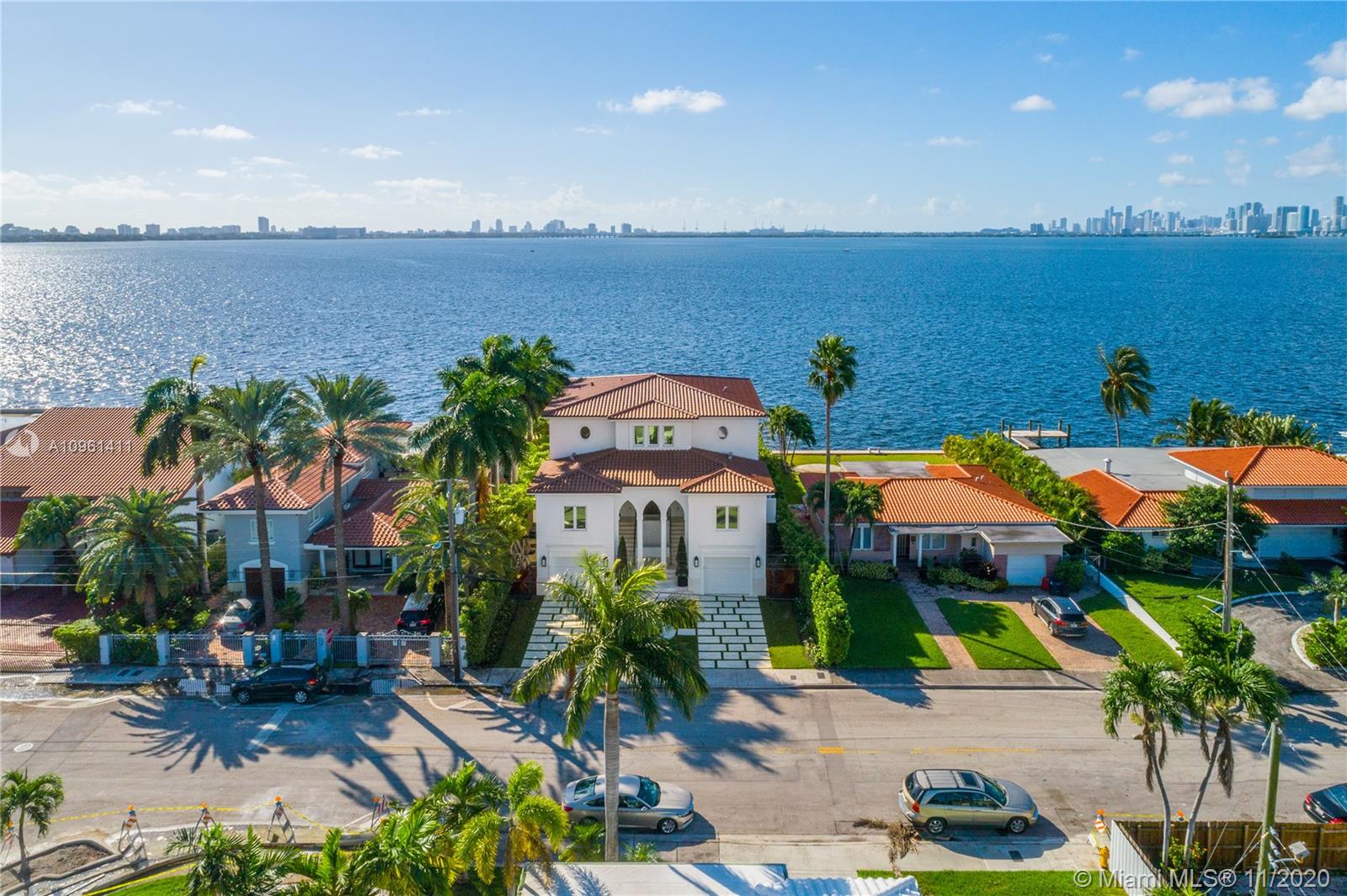 TREASURE ISLAND - Residential