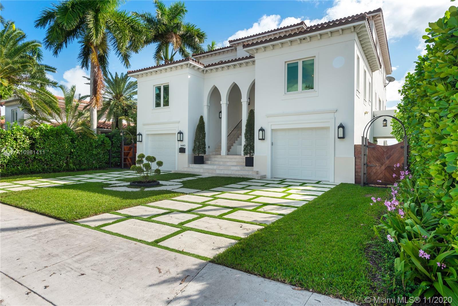 TREASURE ISLAND - Residential