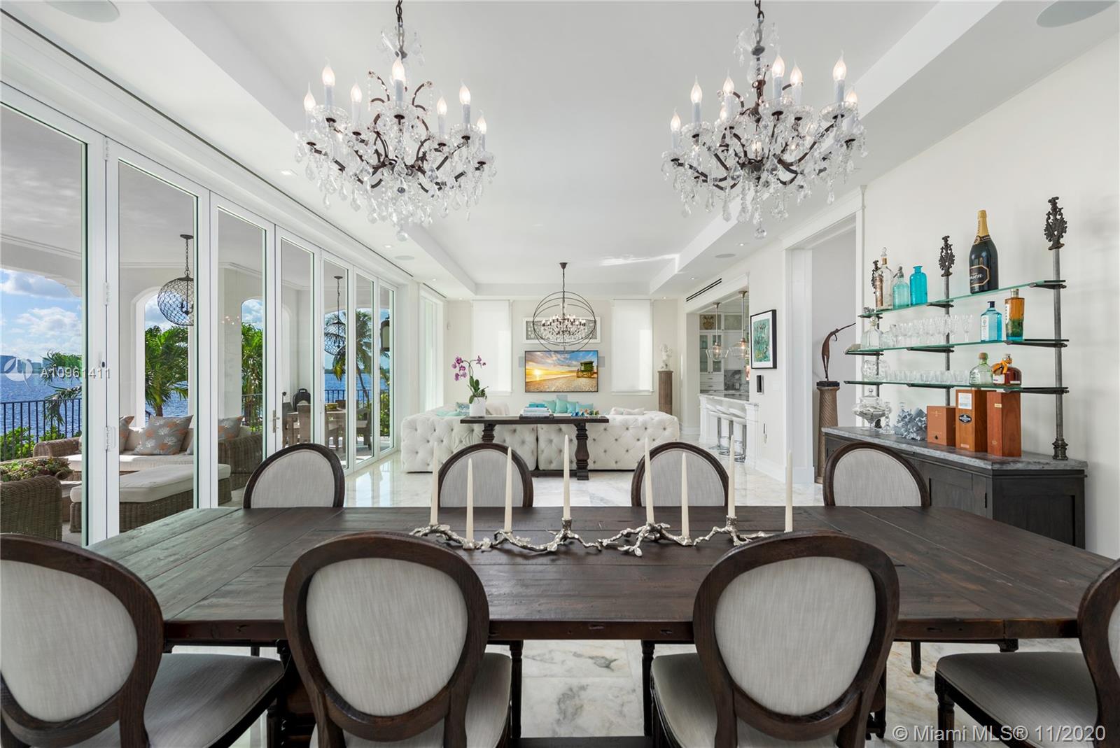 TREASURE ISLAND - Residential