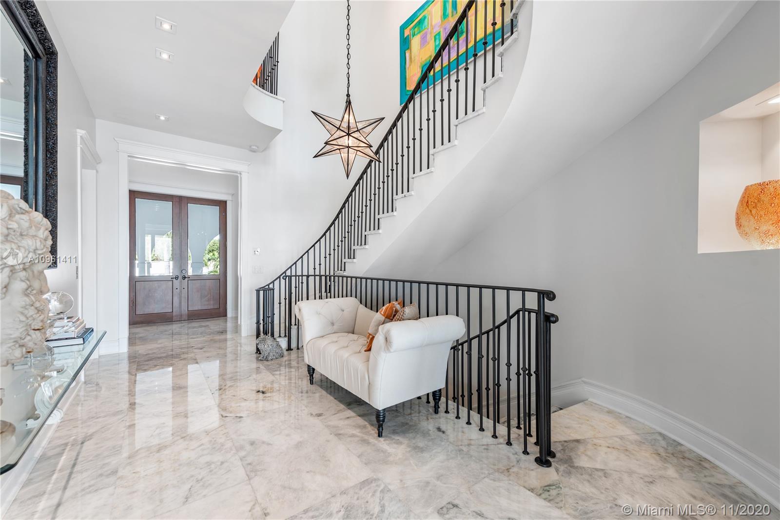 TREASURE ISLAND - Residential