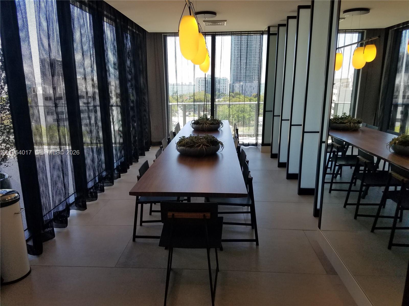 3401 MIDTOWN CONDO - Residential