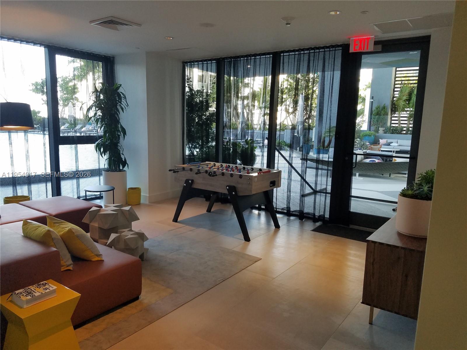 3401 MIDTOWN CONDO - Residential