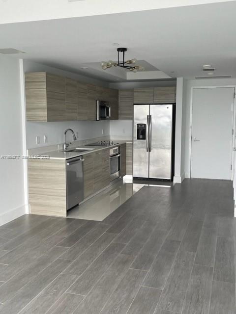 3401 MIDTOWN CONDO - Residential