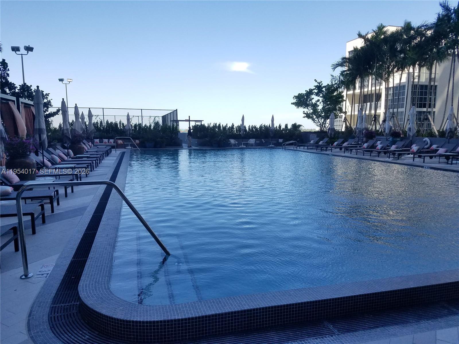 3401 MIDTOWN CONDO - Residential