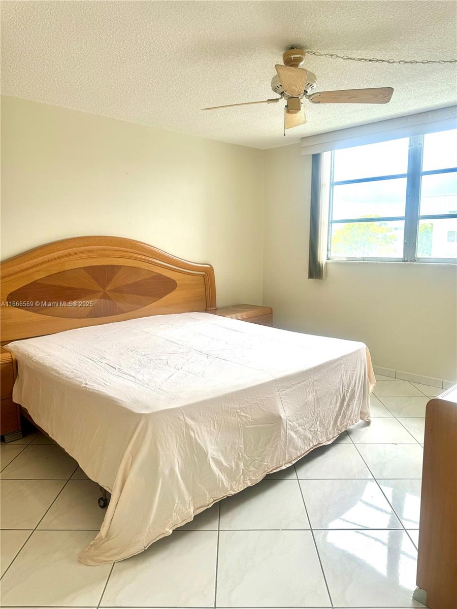 Eden Isles Condominium - Residential