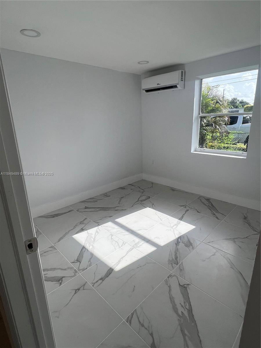 SEABOARD PARK - Residential Lease